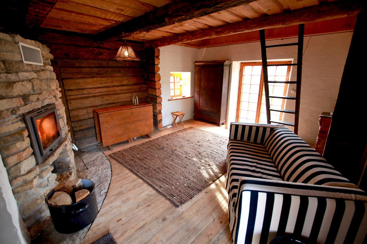 Metsara B & B Tornimae Rom bilde